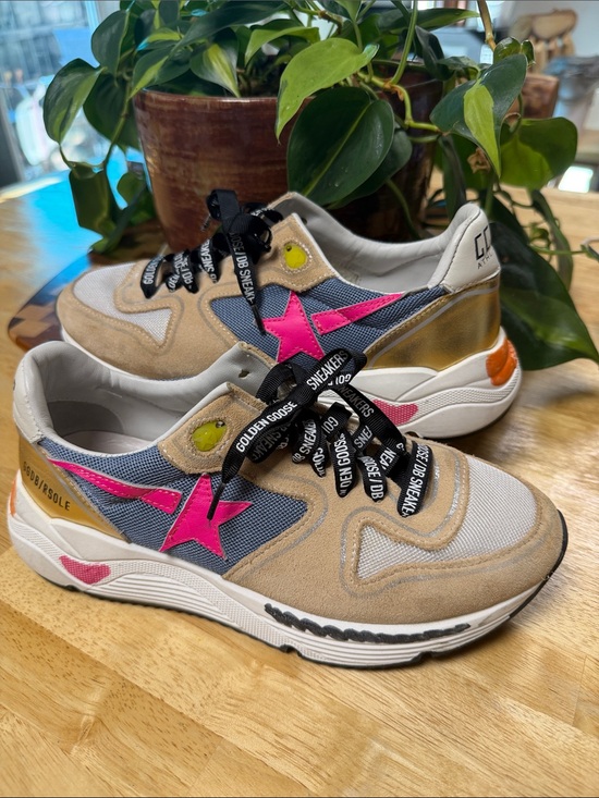 Shoes - Star Beige & Pink Star Athletic Sneakers